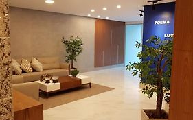 Apto 2 quartos, 2 min da praia - ampla area externa, máximo 6 pessoas!!!
